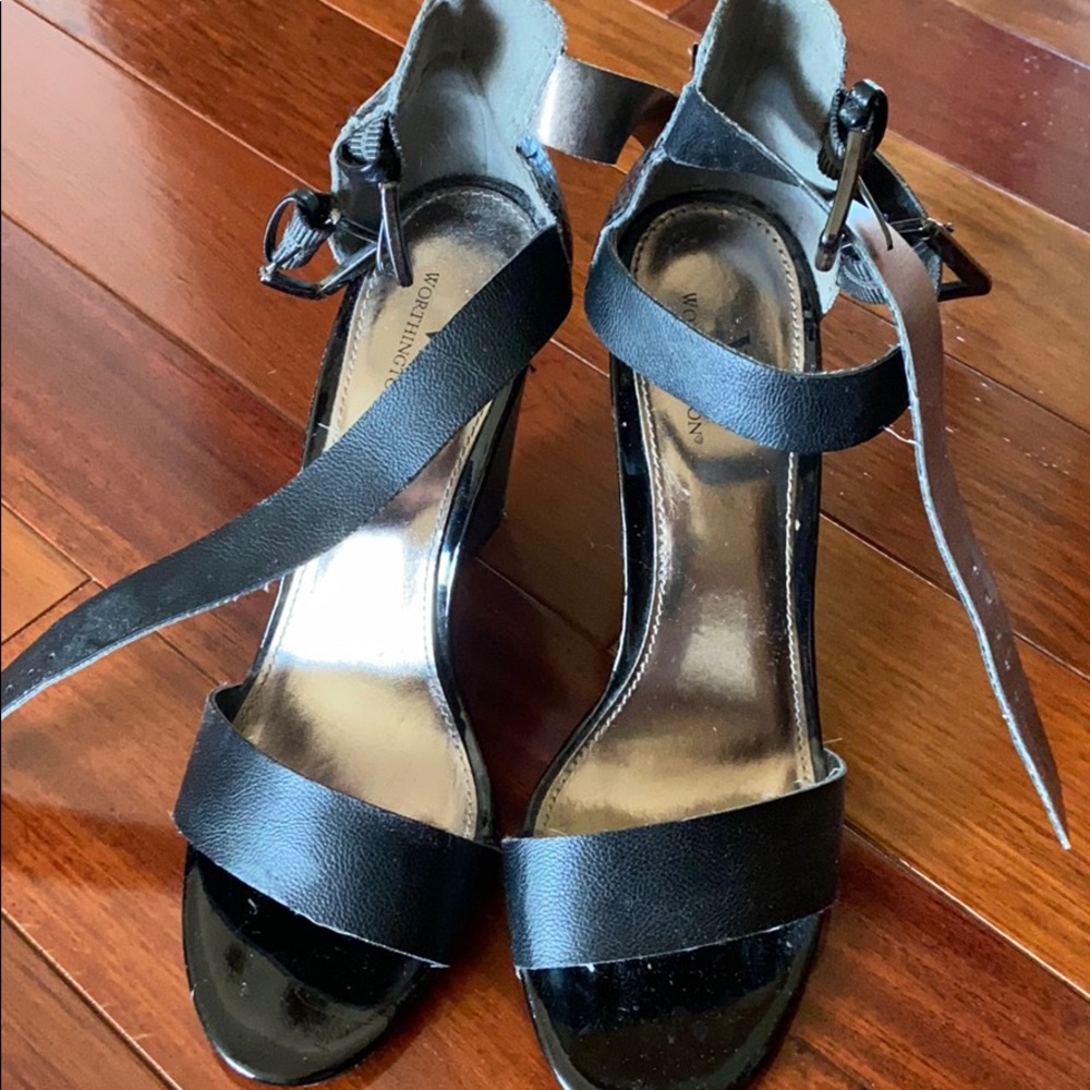 Summer shoes